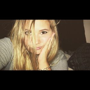 Meet your Posher, Madeline